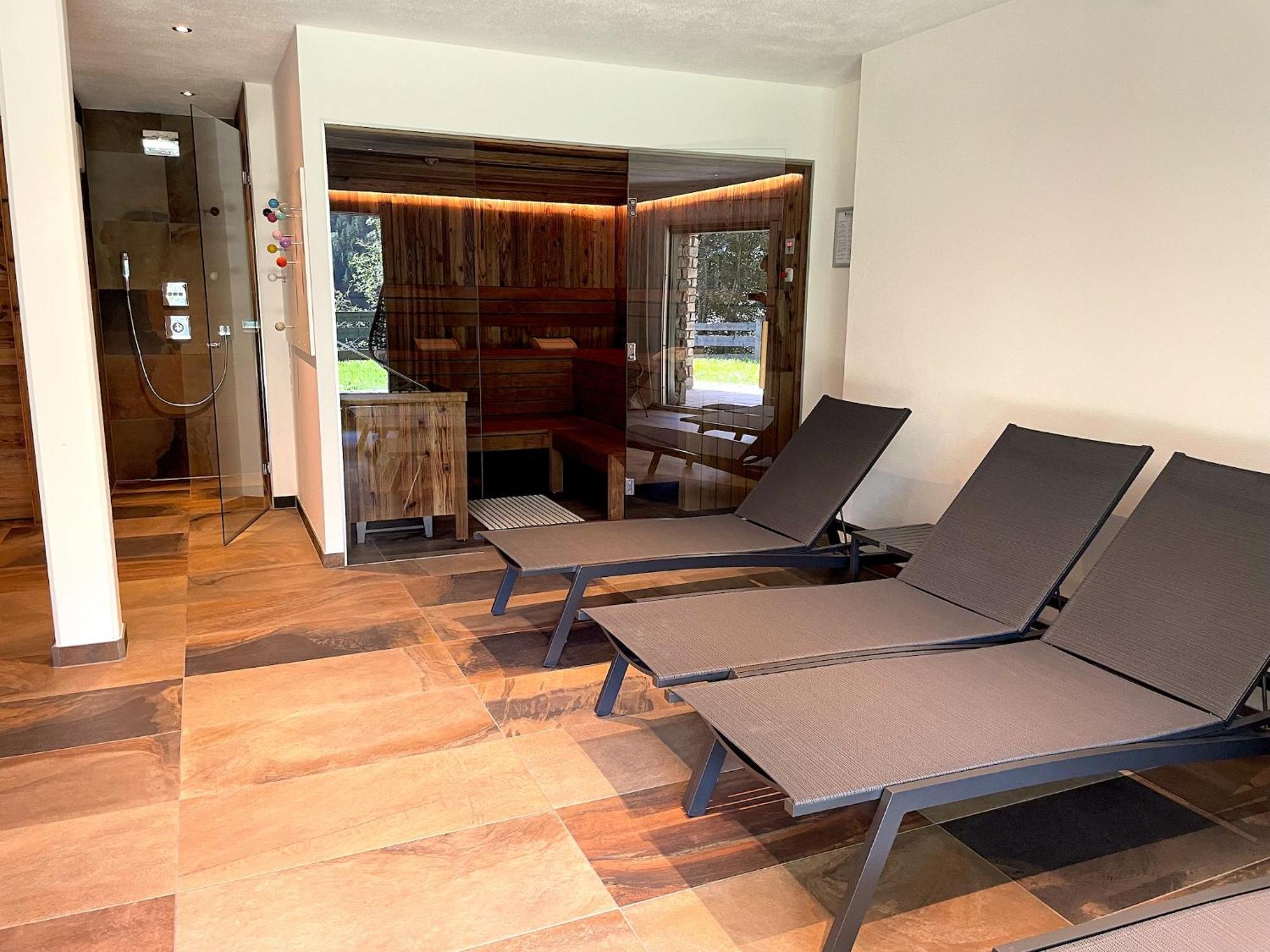 Glemmerl Mountain Lodge, *
